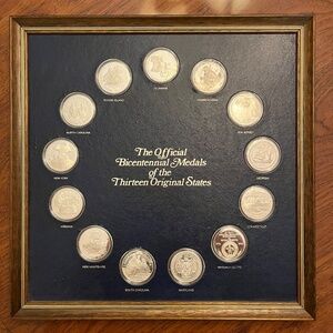 THE OFFICIAL BICENTENNIAL MEDALS OF THE ORIGINAL 13 STATES .925 SS UNC